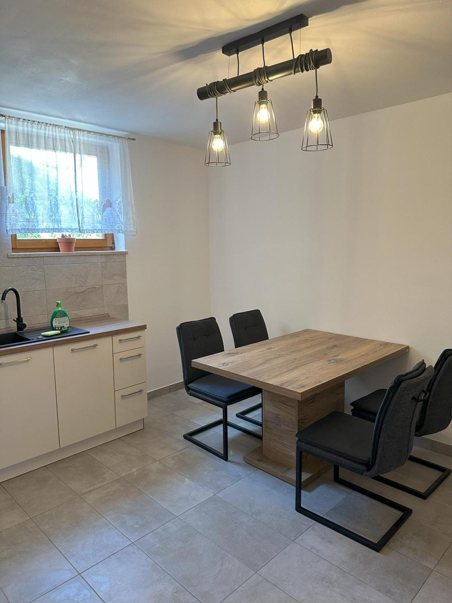 Apartma Anze Samec Dobravlje Εξωτερικό φωτογραφία